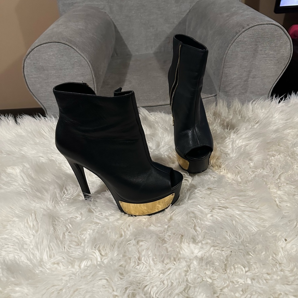 Sexy open toe heel boots.. Excellent condition!! Worn twice